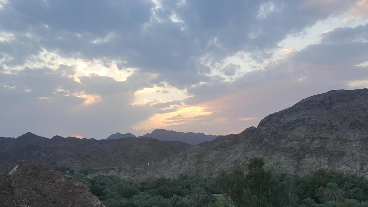 The Mountain Terrace * Masafi